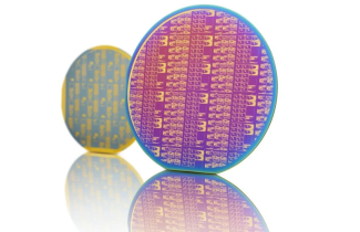 2 silicon wafer discs